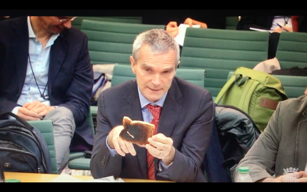 Gran Bretagna, Riccardo Polosa invitato in Parlamento per parlare di sigaretta elettronica
