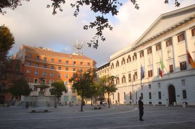 Sigarette elettroniche, AAMS aumenta l’imposta a €3,85 per 10ml
