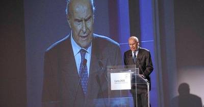 Sigarette elettroniche: scontro tra il prof. Veronesi e Ricciardi, commissario ISS