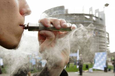 Meglio di ogni campagna antifumo? La diffusione in Europa delle sigarette elettroniche
