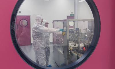 Incontro con i pioneri delle e-cig di Liverpool [The Guardian]