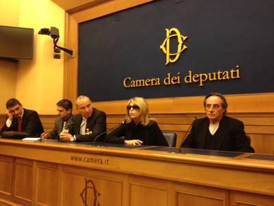 “Giustizia è fatta, ma ora si cambi la tassa sulle e-cig”. Intervista a Mancini, presidente Anafe
