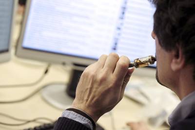 Sole 24 Ore | Per le sigarette elettroniche non si applica il divieto di fumare in ufficio