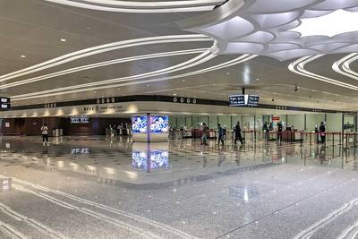 Si può portare una sigaretta elettronica in aereo? Regole per il bagaglio a mano, limiti alle batterie e divieti a bordo